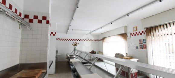  عقار تجاري في Dalmine, Italy 200متر مربع رقم 133741 9