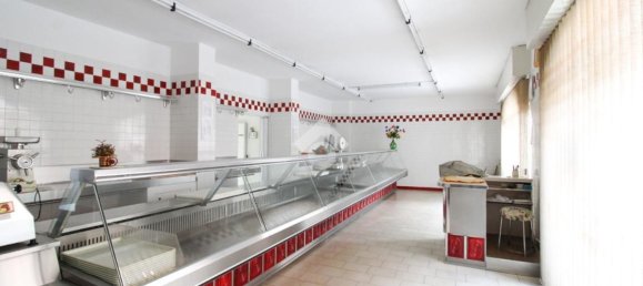  عقار تجاري في Dalmine, Italy 200متر مربع رقم 133741 17