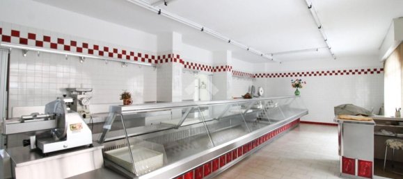  عقار تجاري في Dalmine, Italy 200متر مربع رقم 133741 11