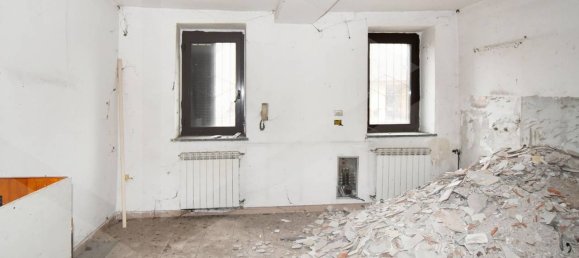 4 rooms Building in Rescaldina, Italy No. 22814 82