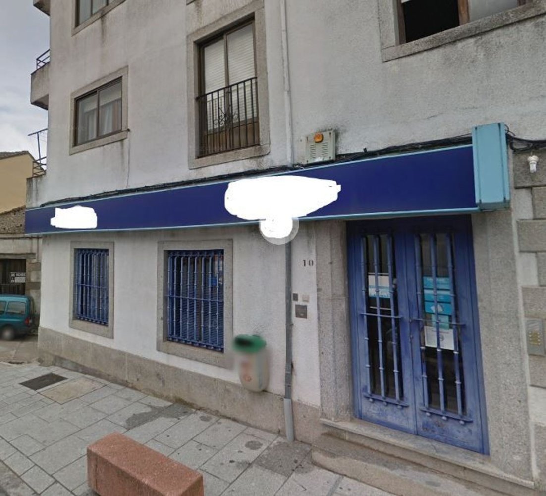 77m² Commercial property in Guijuelo, Spain No. 242194