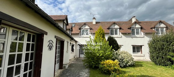 4 bedrooms House in Le Charme, France No. 64208 2