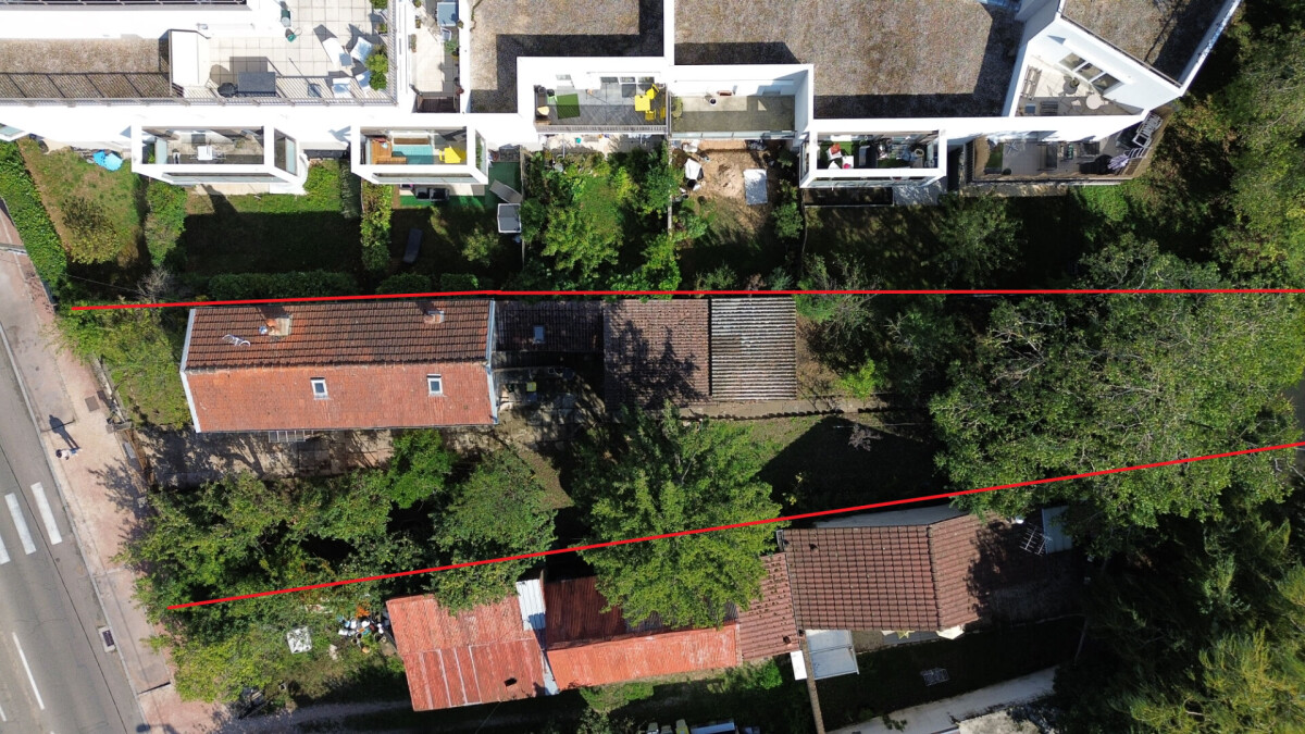 Grundstück in Dijon, France 576m², Nr. 318026