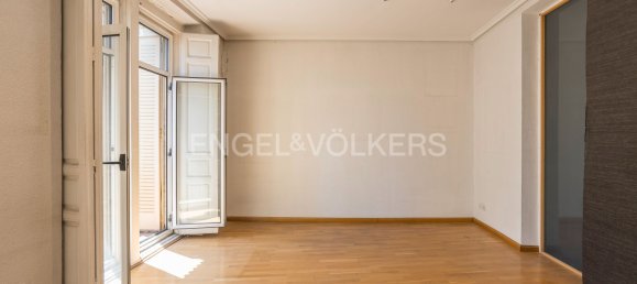 2 bedrooms Apartment in Madrid, Spain No. 137332 28