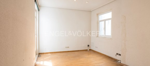 2 bedrooms Apartment in Madrid, Spain No. 137332 6