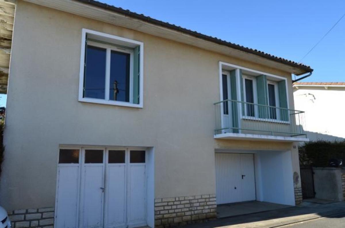 Escritório T2 em Civray, France N.º 22525