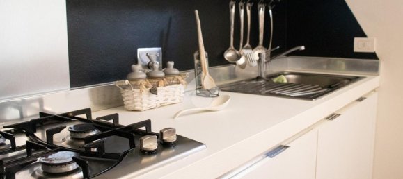 2 Schlafzimmer Wohnung in Prato, Italy, Nr. 314442 5