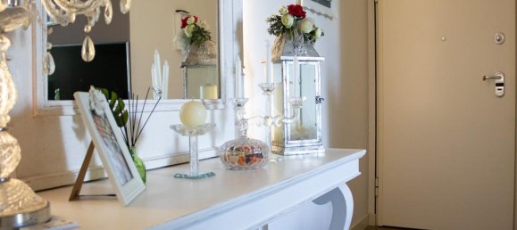 2 Schlafzimmer Wohnung in Prato, Italy, Nr. 314442 2