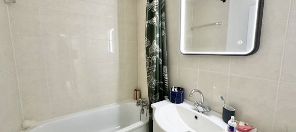 3 chambres Appartement à Yvelines, France No. 180156 8