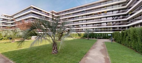 3 chambres Appartement à Yvelines, France No. 180156 4