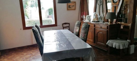 3 bedrooms House in Etreville, France No. 358871 6