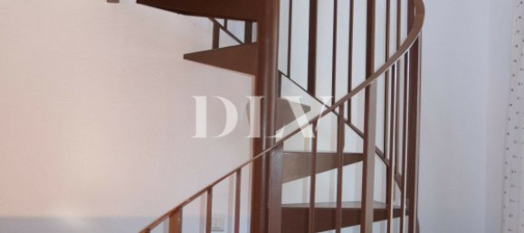 2 bedrooms Duplex in Fontainebleau, France No. 345272 6