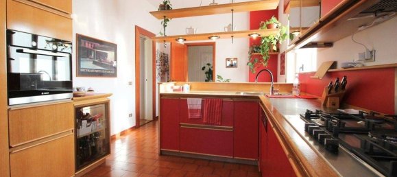 5 Schlafzimmer Villa in Limbiate, Italy, Nr. 196640 13