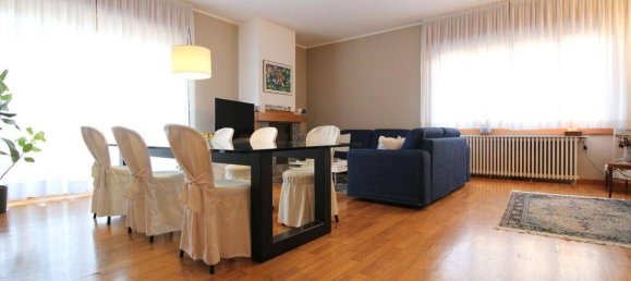 5 Schlafzimmer Villa in Limbiate, Italy, Nr. 196640 7