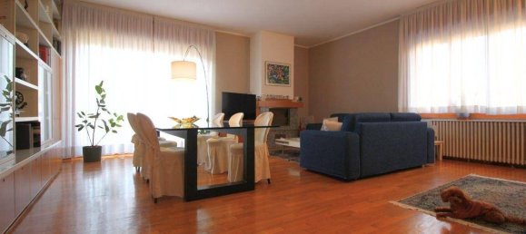 5 Schlafzimmer Villa in Limbiate, Italy, Nr. 196640 8