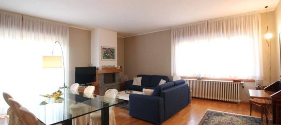 5 Schlafzimmer Villa in Limbiate, Italy, Nr. 196640 9