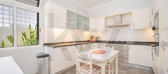 3 bedrooms House in Canico, Portugal No. 272948 8