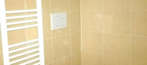 6 rooms Apartment in Carmignano, Italy No. 75651 8