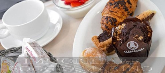 25 rooms Commercial property in Massa, Italy No. 165878 6