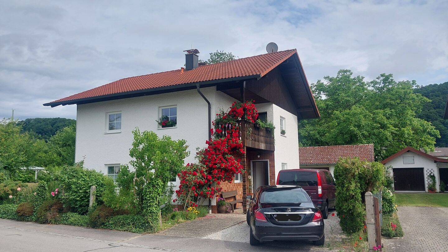 Таунхаус с 6 комнатами в Altotting, Германия № 248579