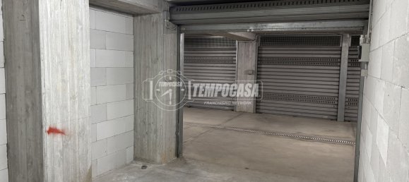 Garage in Bari, Italy 16m², Nr. 303543 4