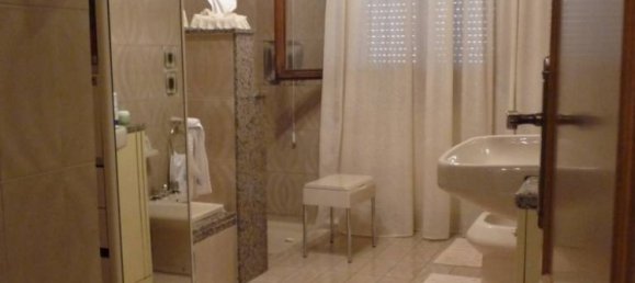 3 bedrooms Villa in Porto Viro, Italy No. 77702 4