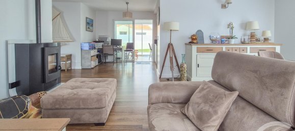 Casa de 2 dormitorios en L'Ile-d'Olonne, France No. 102951 10