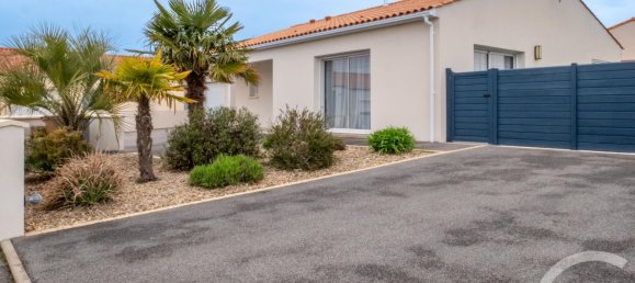 Casa de 2 dormitorios en L'Ile-d'Olonne, France No. 102951 2