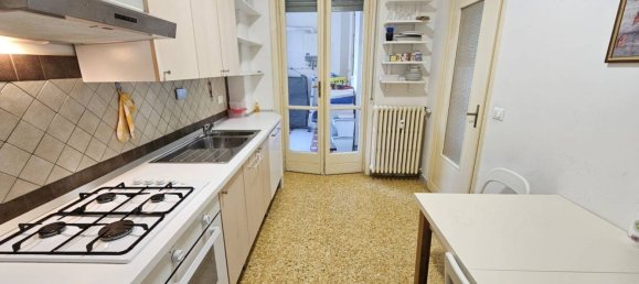 Apartamento T3 em Turin, Italy N.º 340460 4