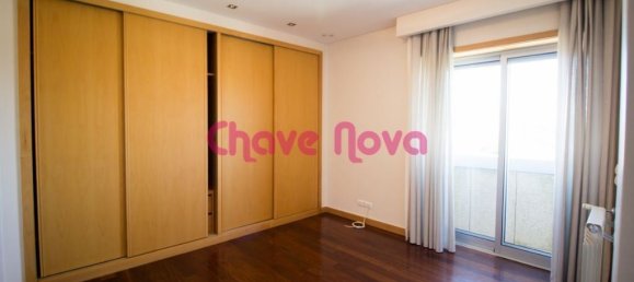 Apartamento de 4 dormitorios en Vila Nova de Gaia, Portugal No. 49067 10