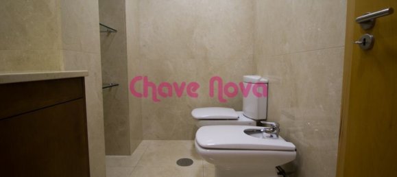 Apartamento de 4 dormitorios en Vila Nova de Gaia, Portugal No. 49067 21