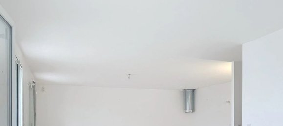 Casa de 3 dormitorios en Ruoms, France No. 267228 4