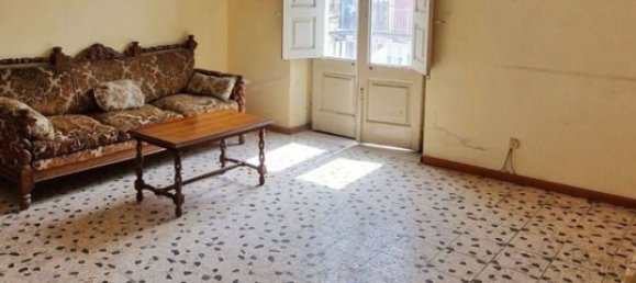 4-salle Appartement à Paternò, Italy No. 259723 3