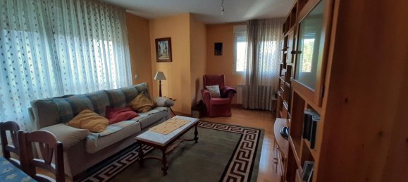 3 bedrooms Apartment in Palencia, Spain No. 140743 2