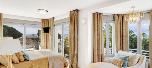 5 bedrooms Villa in Marbella, Spain No. 64410 6