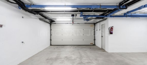 5 bedrooms Villa in Marbella, Spain No. 64410 38