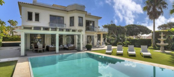 5 bedrooms Villa in Marbella, Spain No. 64410 21