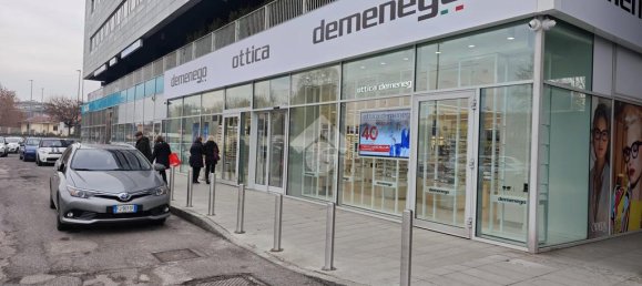 10-Zimmer Gewerbliche Immobilie in Castel Mella, Italy, Nr. 135418 10