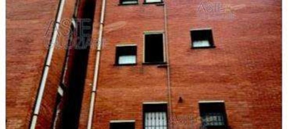 4-Zimmer Wohnung in Livorno, Italy, Nr. 39155 8