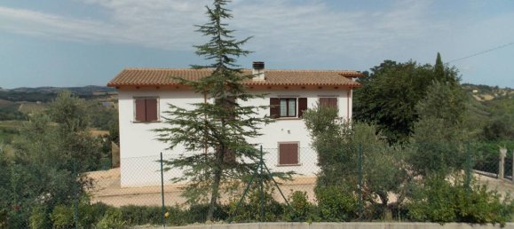 6-Zimmer Haus in Spinetoli, Italy, Nr. 77488 6