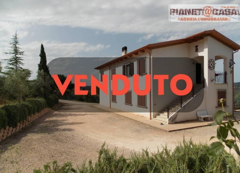 6-Zimmer Haus in Spinetoli, Italy, Nr. 77488