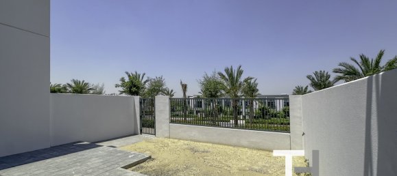 Таунхаус с 3 спальнями в Dubai Land, ОАЭ № 28614 18