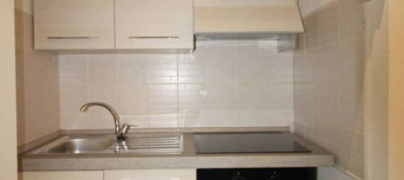 1 bedroom Apartment in Turin, Italy No. 325063 12