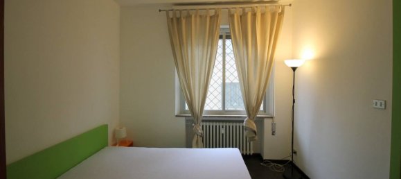 1 bedroom Apartment in Turin, Italy No. 325063 6