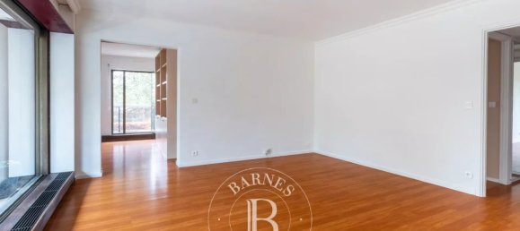 3 bedrooms Apartment in Yvelines, France No. 170216 4