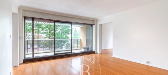 3 bedrooms Apartment in Yvelines, France No. 170216 5