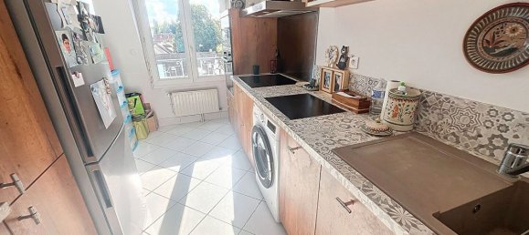 3 bedrooms Apartment in Saint-Fargeau-Ponthierry, France No. 180039 4