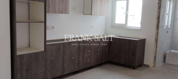 Apartamento de 2 dormitorios en Saint Paul's Bay, Malta No. 7923 2