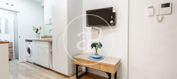 2 bedrooms Apartment in Madrid, Spain No. 179069 2