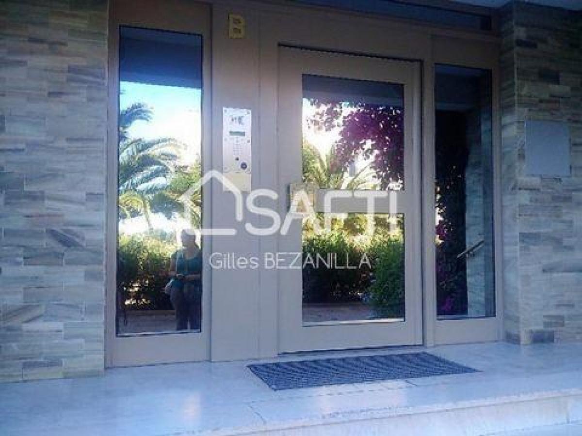 Студия в Йер, Франция № 5503